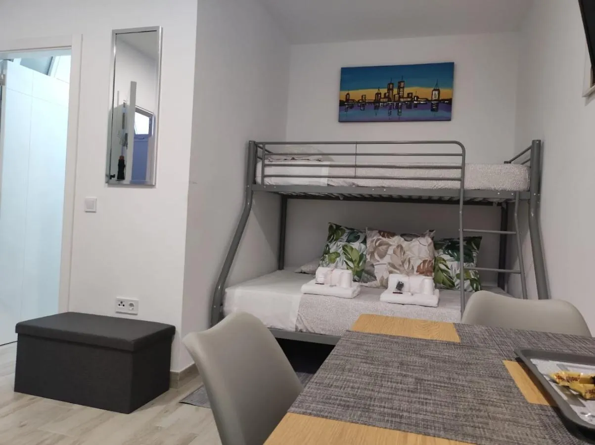 Villa CASA PIRÁMIDE 4 WIFI - Parking y Terraza Privada Icod De Los Vinos 0*,  España